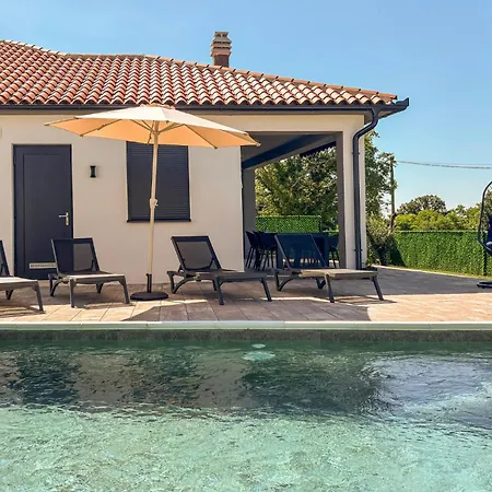 Cozy In Casa de Férias Nedeščina